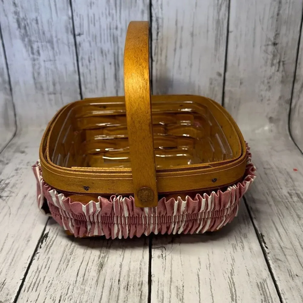 1999 Longaberger Handwoven Single Handle 6.5” Square Basket Pink Garter Protecto